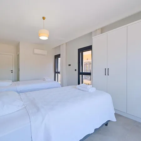 Venezia Villa *