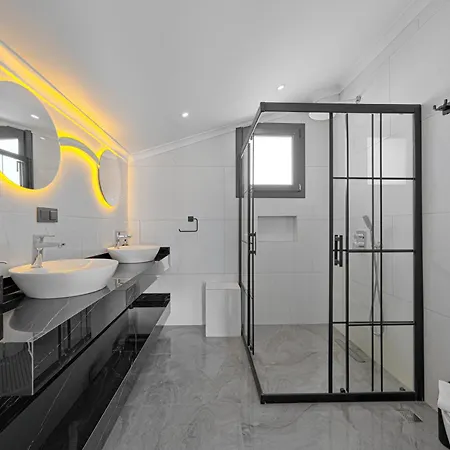 Venezia Villa *